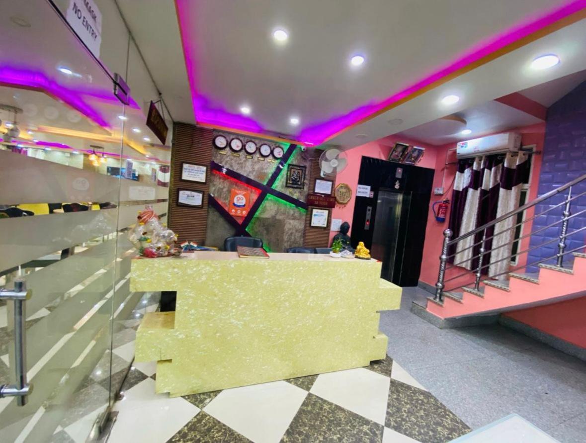 Отель Basant Vihar International Гая Экстерьер фото