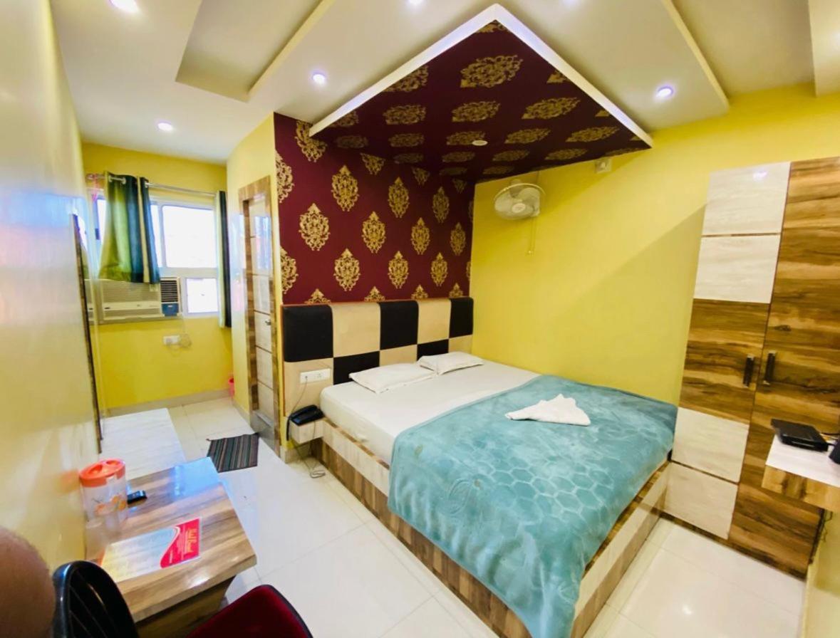 Отель Basant Vihar International Гая Экстерьер фото
